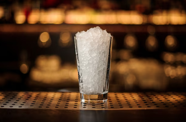 BOLSA HIELO PICADO 2 KG CON TU MARCA + DESPACHO (CONT. MALLA HIELO: 6 BOLSAS DE 2KG PESO MALLA 12KG)